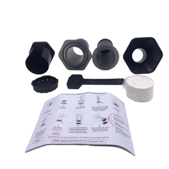 Aerobie AeroPress 1-3 Cup Coffee & Espresso Maker Travel - Picture 10 of 11